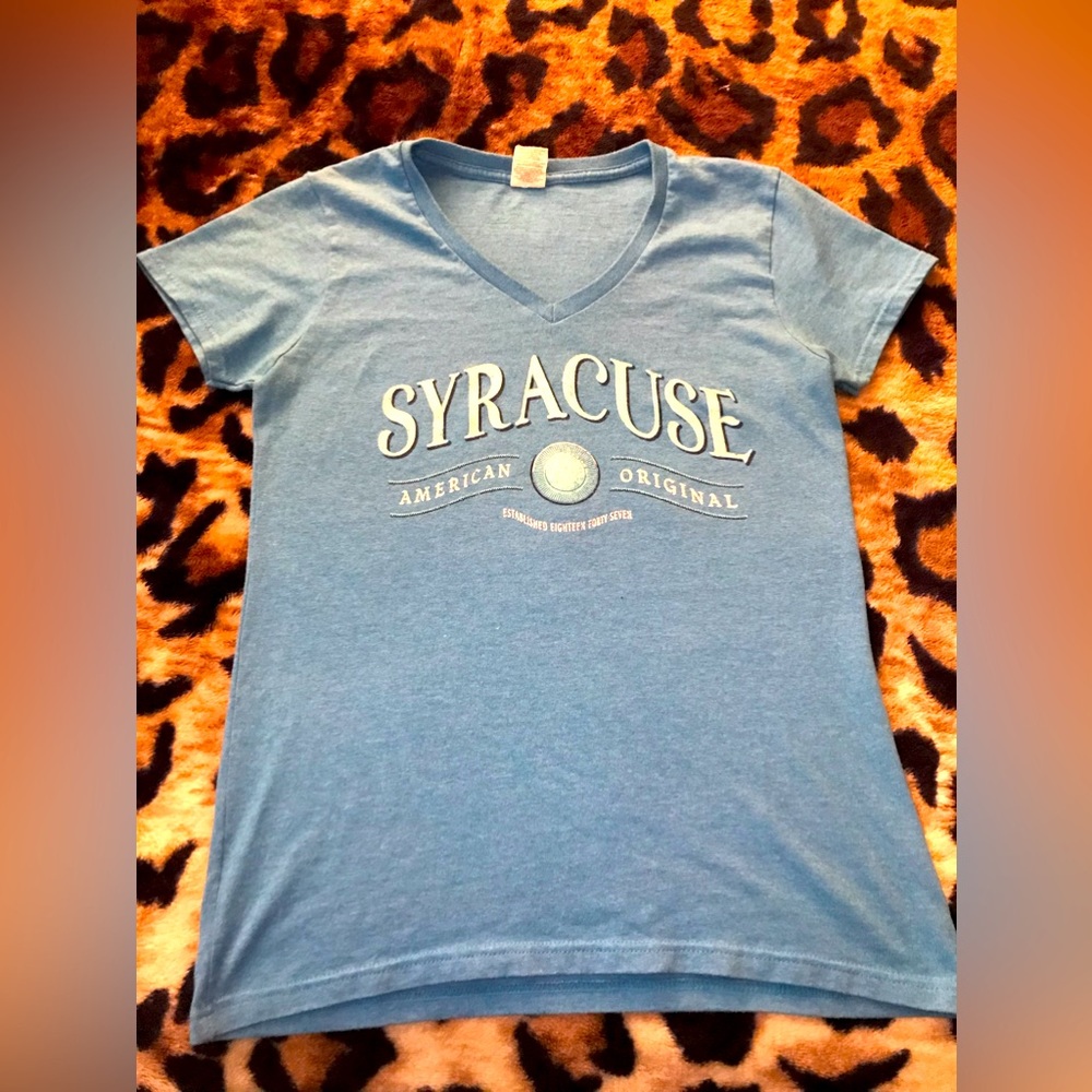 Syracuse, NY Souvenir V-Neck T-Shirt - Blue - SIZE MEDIUM
